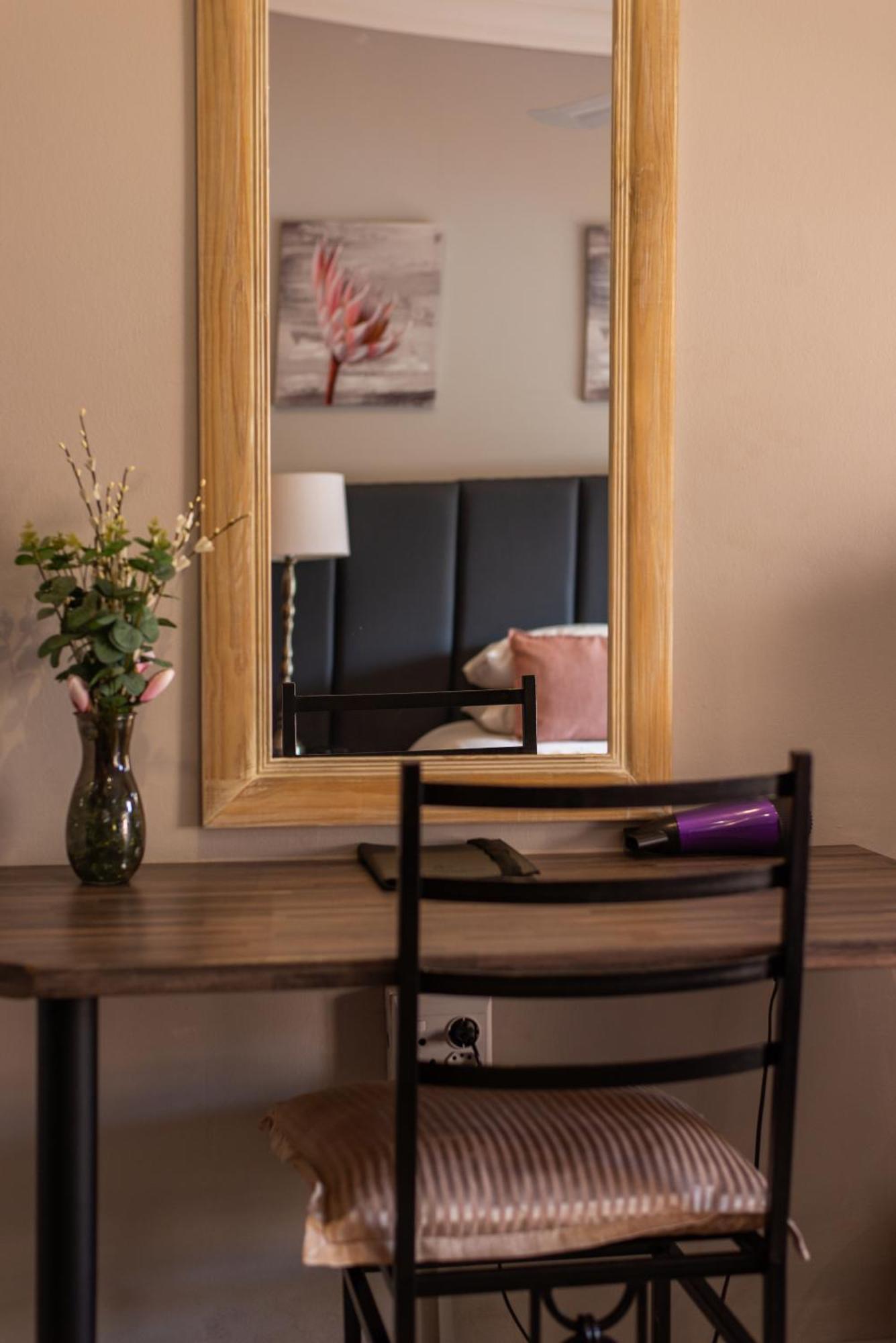 Diamond Rose Guest House 미델뷔르흐 외부 사진