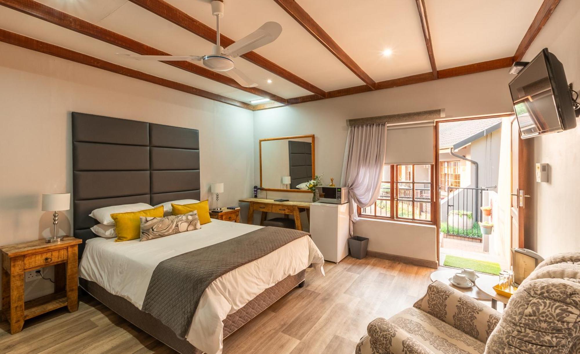 Diamond Rose Guest House 미델뷔르흐 외부 사진