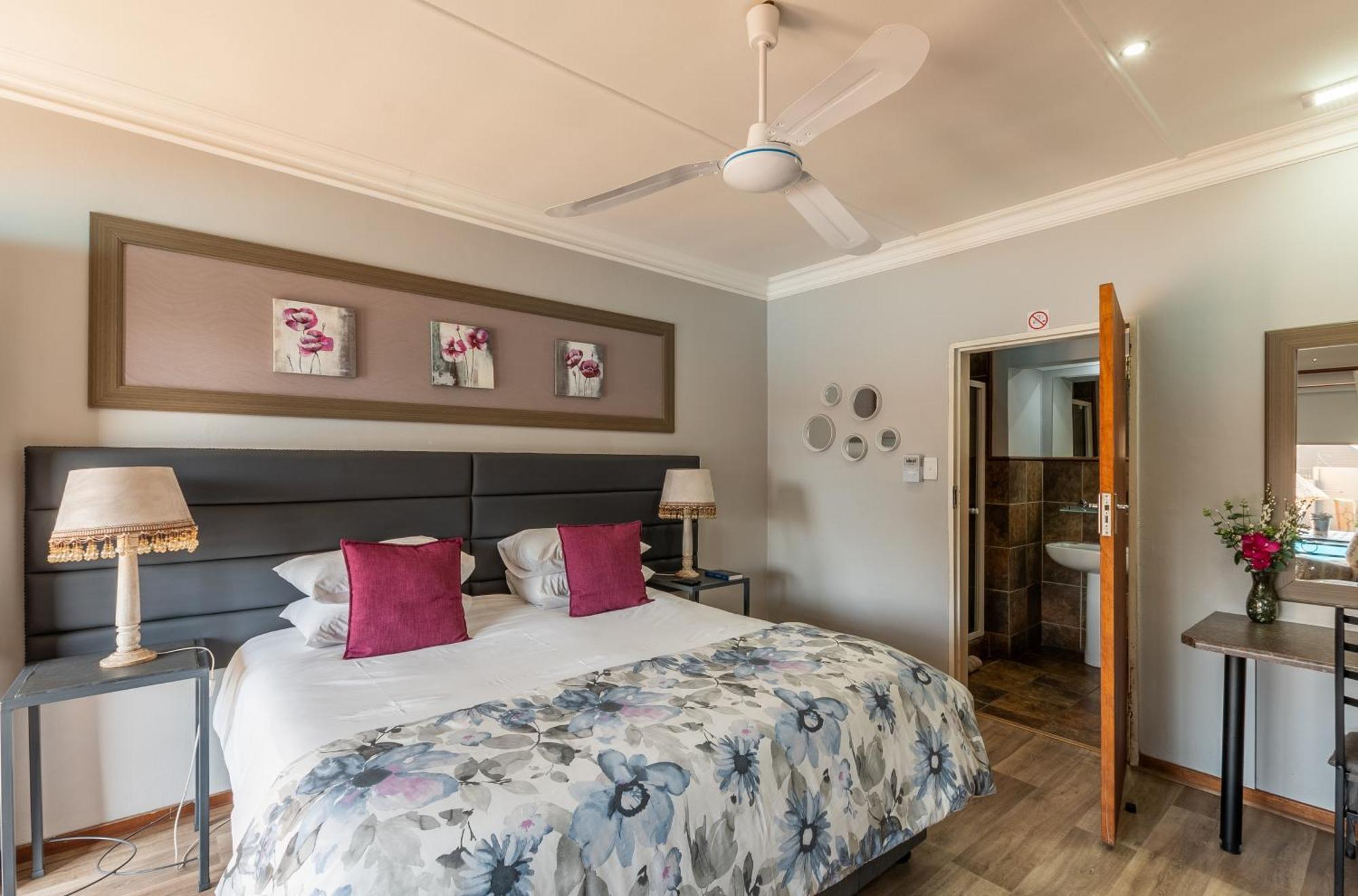 Diamond Rose Guest House 미델뷔르흐 외부 사진