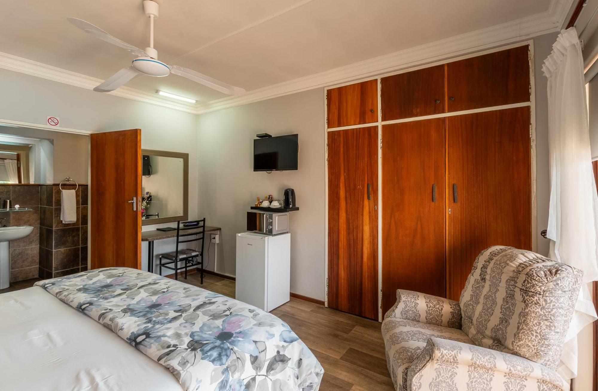 Diamond Rose Guest House 미델뷔르흐 외부 사진